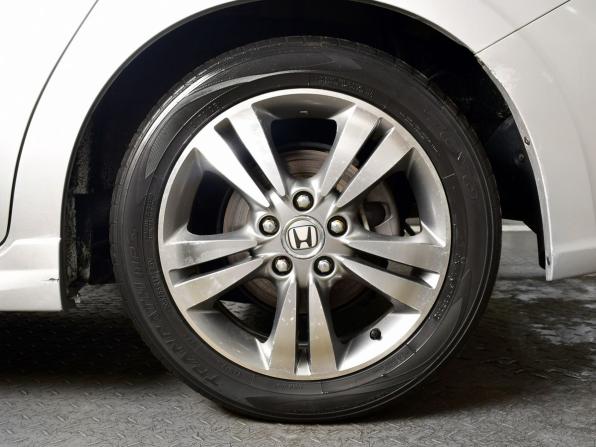 Honda Stream II Рестайлинг с пробегом 2010 года, цена 1 199 995 рублей, 187640 км, компактвэн, Автокод Объявления
