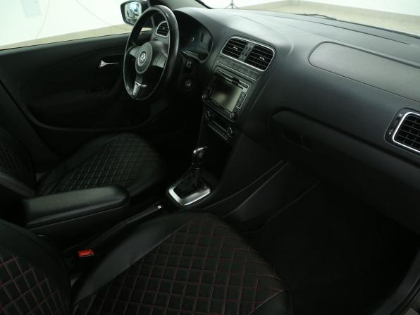 Volkswagen Polo V с пробегом 2012 года, цена 645 000 рублей, 253000 км, седан, Автокод Объявления