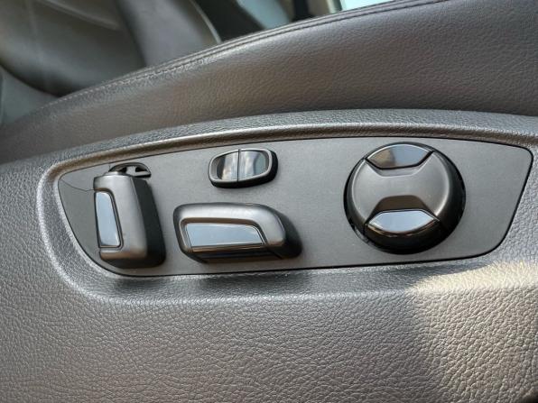 Volkswagen Touareg II с пробегом 2014 года, цена 2 399 000 рублей, 220900 км, внедорожник, Автокод Объявления