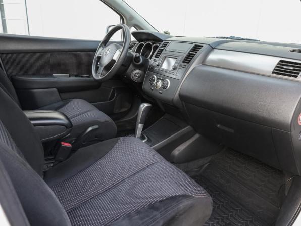 Nissan Tiida I Рестайлинг с пробегом 2012 года, цена 999 000 рублей, 105475 км, хэтчбек, Автокод Объявления