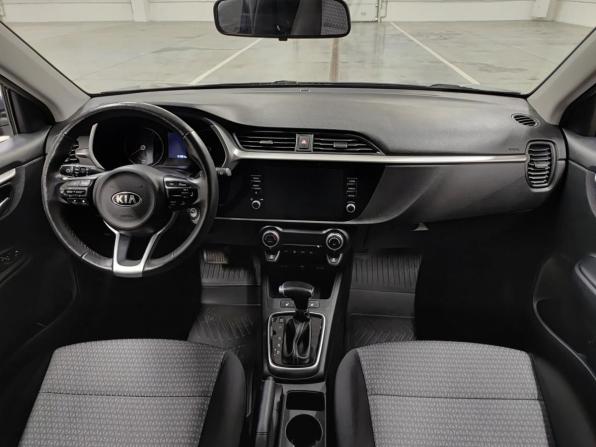 Kia Rio IV Рестайлинг с пробегом 2021 года, цена 1 740 000 рублей, 91971 км, хэтчбек, Автокод Объявления