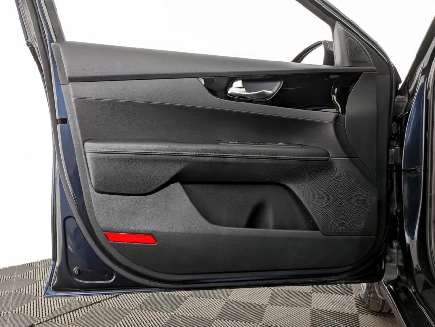 Kia Cerato IV Москва  - изображение 19