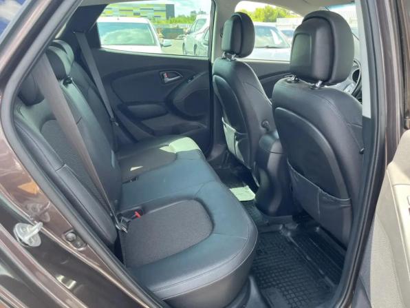 Hyundai ix35 I Рестайлинг с пробегом 2014 года, цена 850 000 рублей, 203252 км, внедорожник, Автокод Объявления