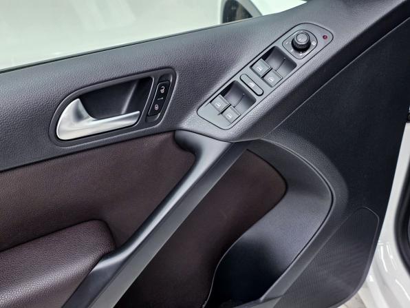 Volkswagen Tiguan II с пробегом 2016 года, цена 2 000 000 рублей, 129936 км, внедорожник, Автокод Объявления