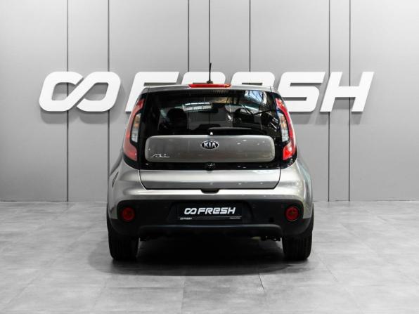Kia Soul II Рестайлинг с пробегом 2019 года, цена 1 819 000 рублей, 84979 км, хэтчбек, Автокод Объявления