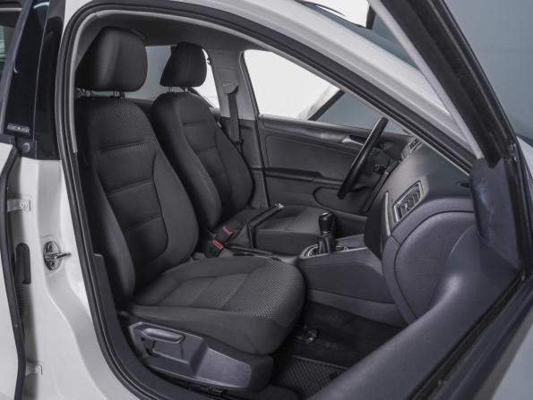 Volkswagen Jetta VI с пробегом 2014 года, цена 1 050 000 рублей, 125421 км, седан, Автокод Объявления