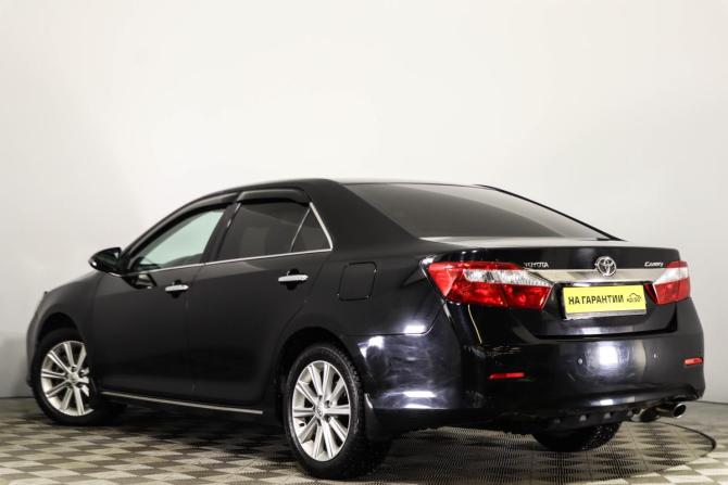 Toyota Camry VII (XV50) с пробегом 2013 года, цена 1 579 000 рублей, 390500 км, седан, Автокод Объявления