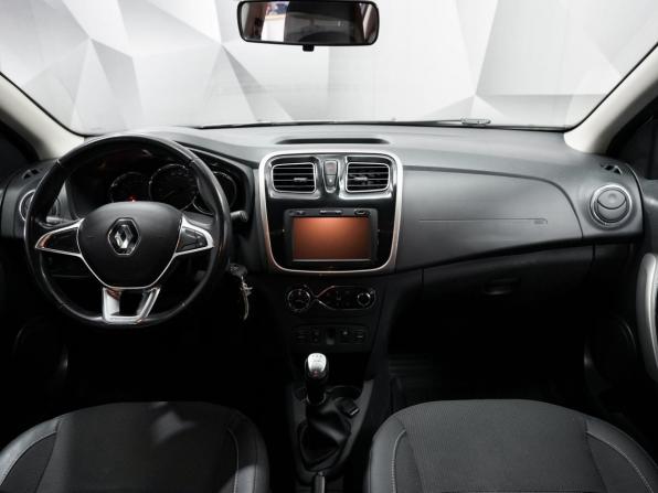 Renault Logan II Рестайлинг с пробегом 2021 года, цена 1 310 000 рублей, 63000 км, седан, Автокод Объявления