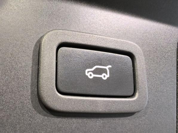 Land Rover Range Rover Velar I с пробегом 2020 года, цена 3 870 000 рублей, 121591 км, внедорожник, Автокод Объявления