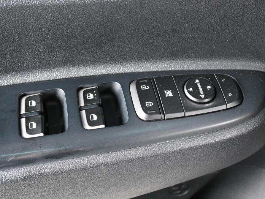 Kia Rio IV Ростов-на-Дону  - изображение 17