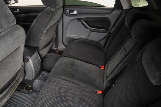 Ford Focus II с пробегом 2007 года, цена 369 000 рублей, 197953 км, седан, Автокод Объявления