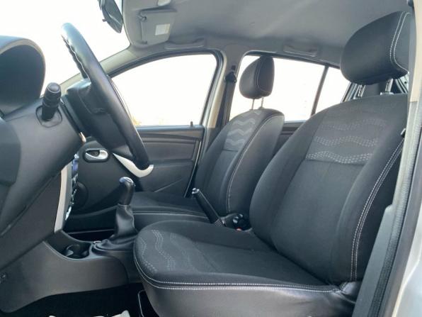 Renault Sandero I с пробегом 2013 года, цена 818 000 рублей, 95644 км, хэтчбек, Автокод Объявления