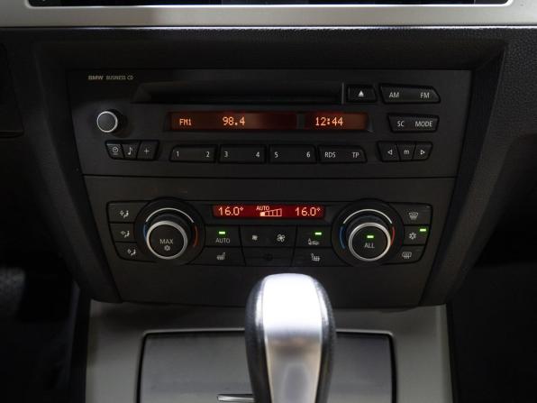 BMW 3 серии V (E90/E91/E92/E93) Рестайлинг с пробегом 2011 года, цена 1 100 000 рублей, 128161 км, седан, Автокод Объявления