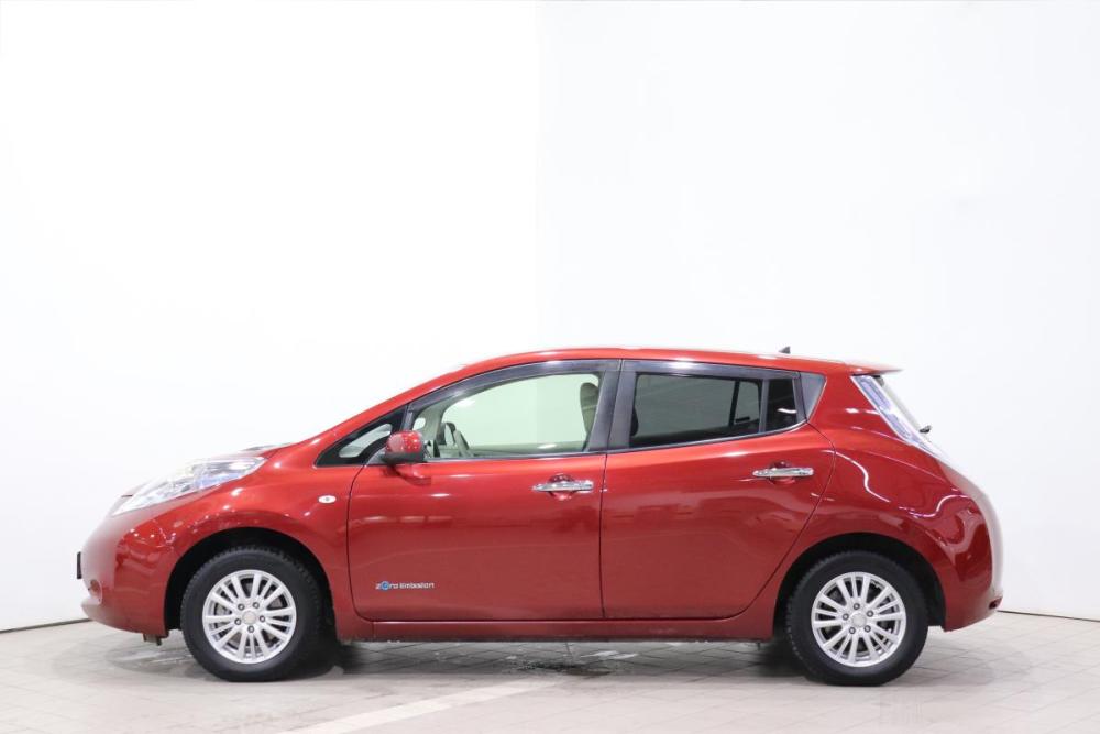 Nissan Leaf I (ZE0/AZE0) Иркутск  - изображение 9