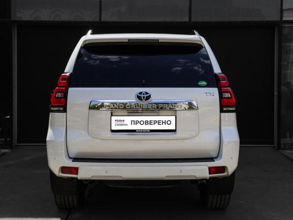 Toyota Land Cruiser Prado 150 Series Рестайлинг 2 с пробегом 2018 года, цена 4 200 000 рублей, 119024 км, внедорожник, Автокод Объявления