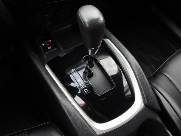 Nissan Qashqai II с пробегом 2018 года, цена 1 759 000 рублей, 83169 км, внедорожник, Автокод Объявления