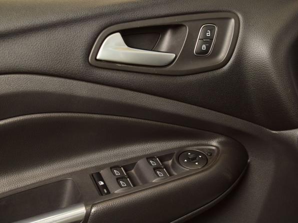 Ford Kuga II Рестайлинг с пробегом 2018 года, цена 1 579 995 рублей, 136009 км, внедорожник, Автокод Объявления