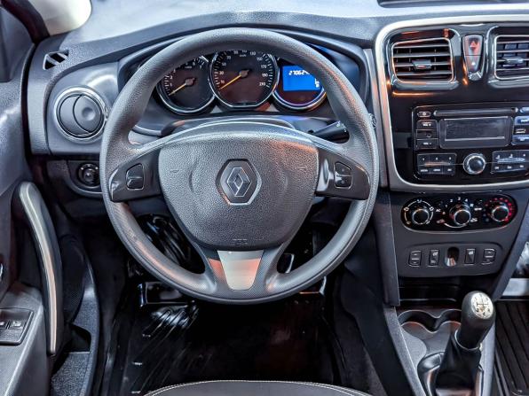 Renault Logan II с пробегом 2015 года, цена 585 000 рублей, 270624 км, седан, Автокод Объявления