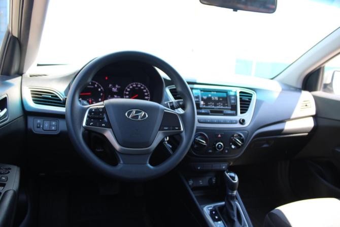 Hyundai Solaris II Рестайлинг с пробегом 2020 года, цена 1 399 000 рублей, 98000 км, седан, Автокод Объявления