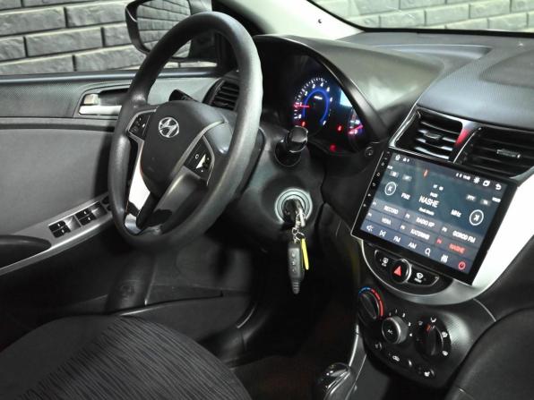Hyundai Solaris I Рестайлинг с пробегом 2015 года, цена 850 000 рублей, 229617 км, седан, Автокод Объявления
