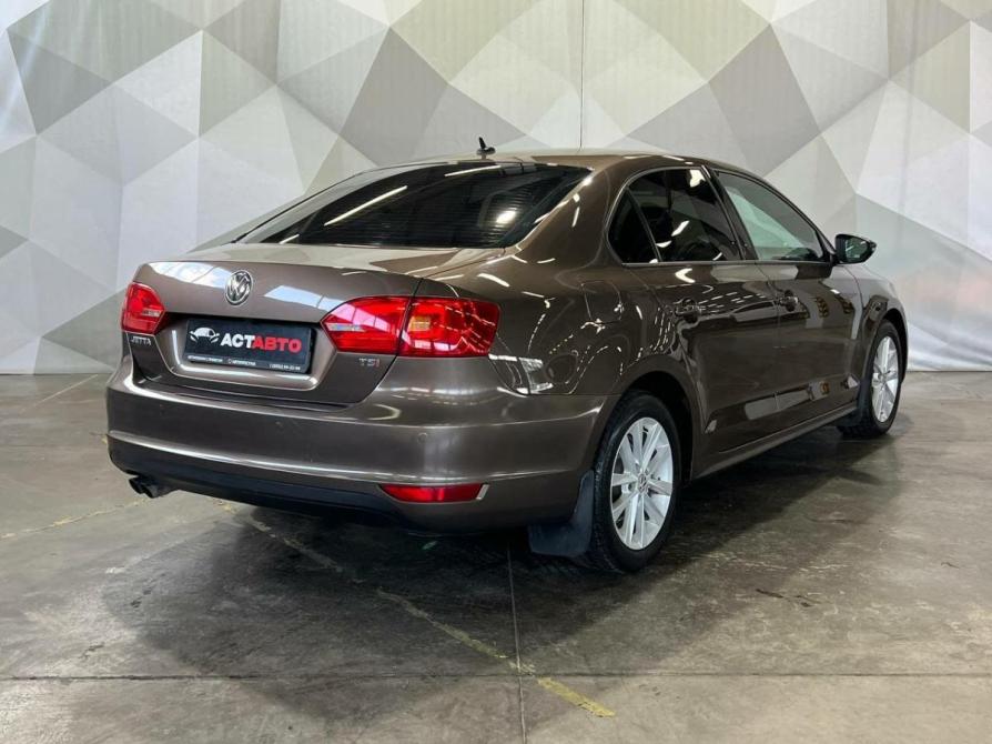 Volkswagen Jetta VI Оренбург  - изображение 6