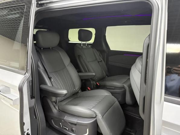 Новый JAC RF8 2026 года, цена 4 875 000 рублей, минивэн, Автокод Объявления