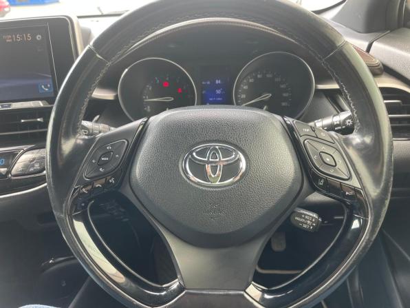 Toyota C-HR I с пробегом 2017 года, цена 1 293 600 рублей, 103412 км, внедорожник, Автокод Объявления