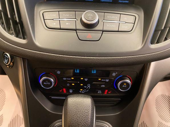 Ford Kuga II Рестайлинг с пробегом 2018 года, цена 1 228 000 рублей, 265000 км, внедорожник, Автокод Объявления