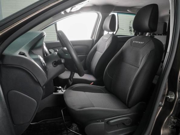 Renault Sandero II Рестайлинг с пробегом 2019 года, цена 1 049 000 рублей, 118641 км, хэтчбек, Автокод Объявления