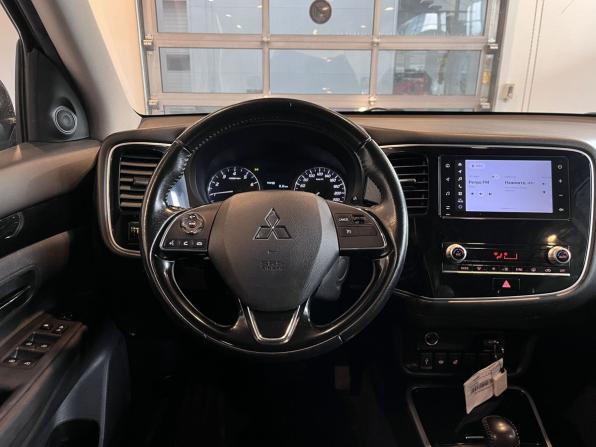 Mitsubishi Outlander III Рестайлинг 3 с пробегом 2020 года, цена 2 050 000 рублей, 167000 км, внедорожник, Автокод Объявления