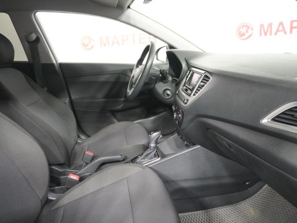 Hyundai Solaris II Рестайлинг с пробегом 2020 года, цена 1 445 000 рублей, 126472 км, седан, Автокод Объявления