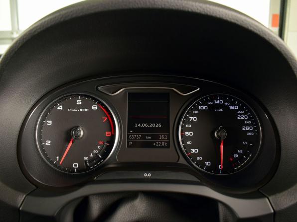 Audi A3 III (8V) с пробегом 2015 года, цена 1 285 997 рублей, 64105 км, хэтчбек, Автокод Объявления