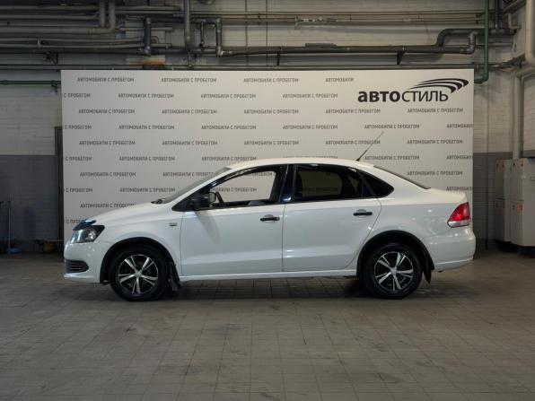 Volkswagen Polo V с пробегом 2012 года, цена 559 000 рублей, 204000 км, седан, Автокод Объявления