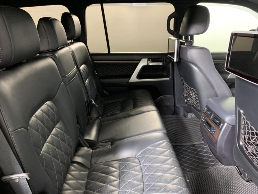 Toyota Land Cruiser 200 Series Рестайлинг 2 Москва  - изображение 17