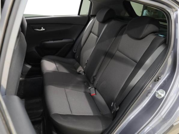 Kia Rio IV Рестайлинг с пробегом 2021 года, цена 1 659 000 рублей, 28211 км, хэтчбек, Автокод Объявления