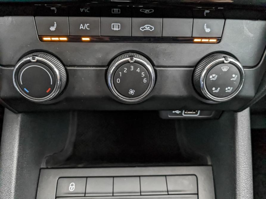 Skoda Octavia III (A7) Рестайлинг Москва  - изображение 21