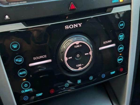 Ford Explorer V с пробегом 2014 года, цена 1 750 000 рублей, 350788 км, внедорожник, Автокод Объявления