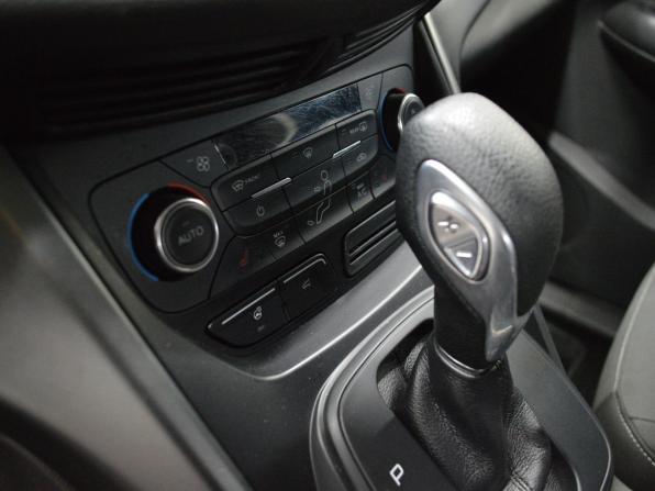 Ford Kuga II Рестайлинг с пробегом 2019 года, цена 1 290 000 рублей, 268393 км, внедорожник, Автокод Объявления