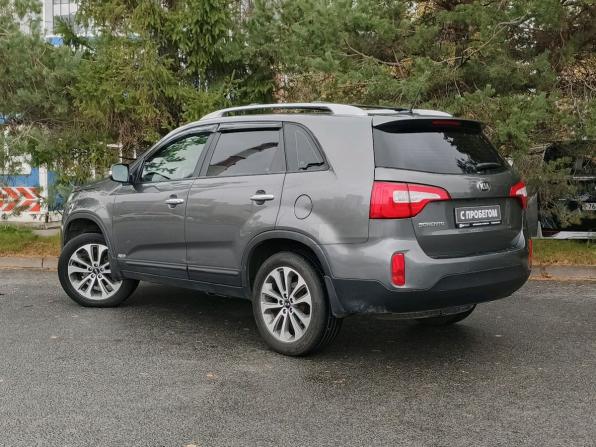 Kia Sorento II Рестайлинг с пробегом 2015 года, цена 1 620 000 рублей, 172669 км, внедорожник, Автокод Объявления
