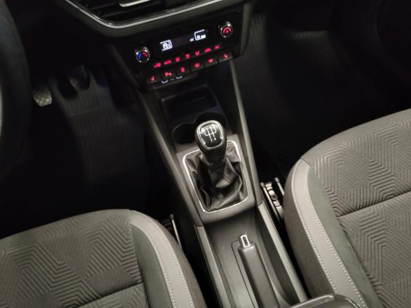 Volkswagen Polo VI с пробегом 2021 года, цена 1 399 000 рублей, 124437 км, лифтбек, Автокод Объявления
