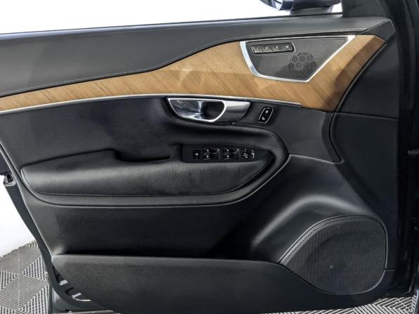 Volvo XC90 II Рестайлинг 1 с пробегом 2021 года, цена 4 900 000 рублей, 113743 км, внедорожник, Автокод Объявления