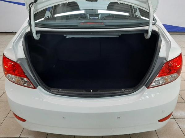 Hyundai Solaris I с пробегом 2012 года, цена 780 000 рублей, 144597 км, седан, Автокод Объявления