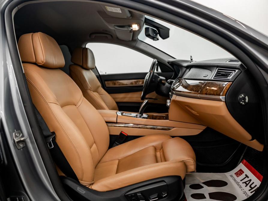 BMW 7 серии V (F01/F02/F04) Рестайлинг Красноярск  - изображение 7