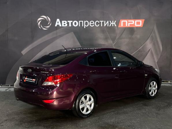 Hyundai Solaris I с пробегом 2013 года, цена 730 000 рублей, 236322 км, седан, Автокод Объявления