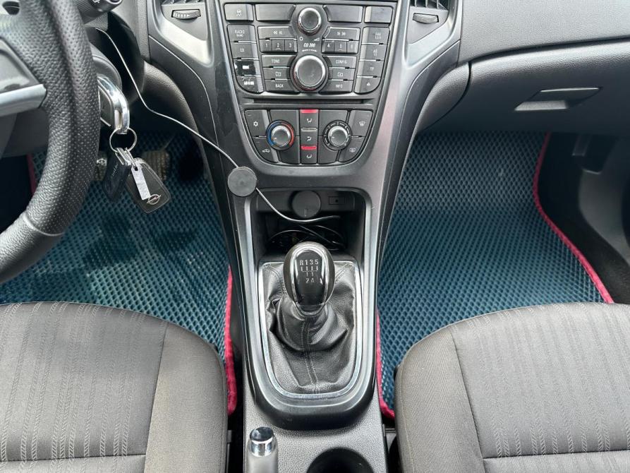Opel Astra J Екатеринбург  - изображение 11