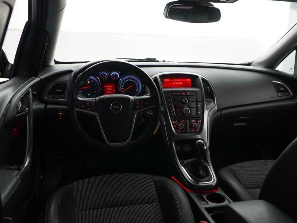 Opel Astra J с пробегом 2011 года, цена 629 050 рублей, 122748 км, хэтчбек, Автокод Объявления
