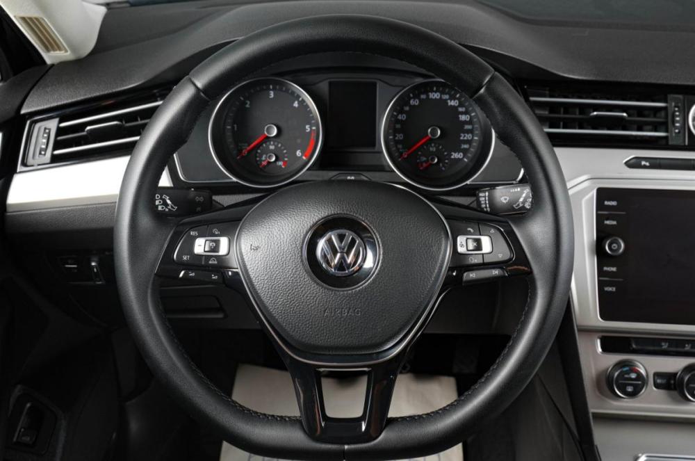 Volkswagen Passat B8 Тюмень  - изображение 14