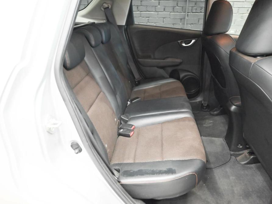Honda Fit Shuttle I Екатеринбург  - изображение 10