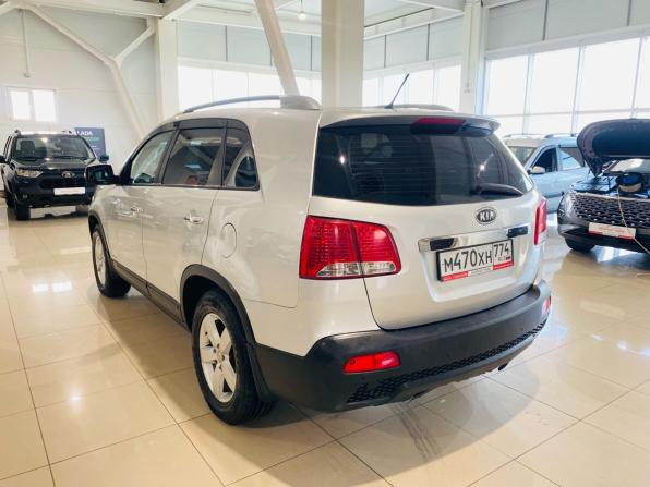 Kia Sorento II с пробегом 2011 года, цена 1 350 000 рублей, 255000 км, внедорожник, Автокод Объявления