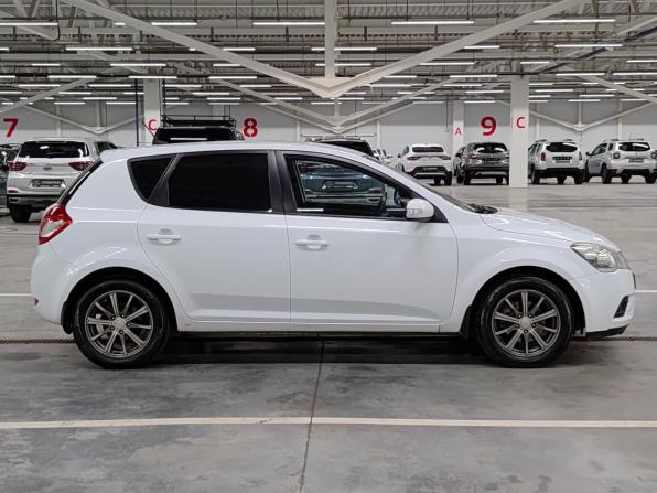 Kia Ceed I Рестайлинг с пробегом 2011 года, цена 620 000 рублей, 195439 км, хэтчбек, Автокод Объявления